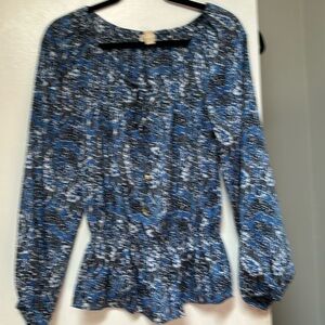 Michael Kors Boho blue top. Size large cinch waist. Top tie with MK logo.